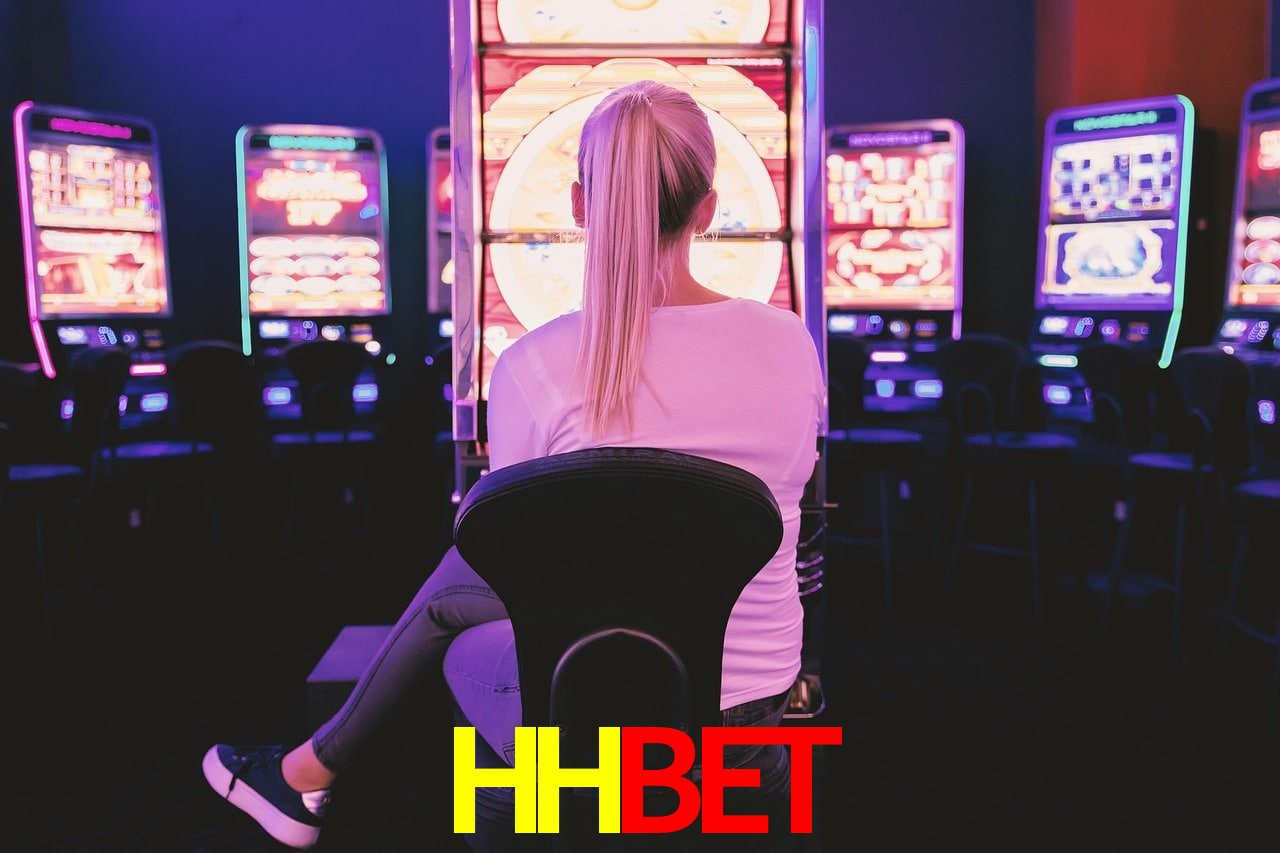 Bonus Features HHBET